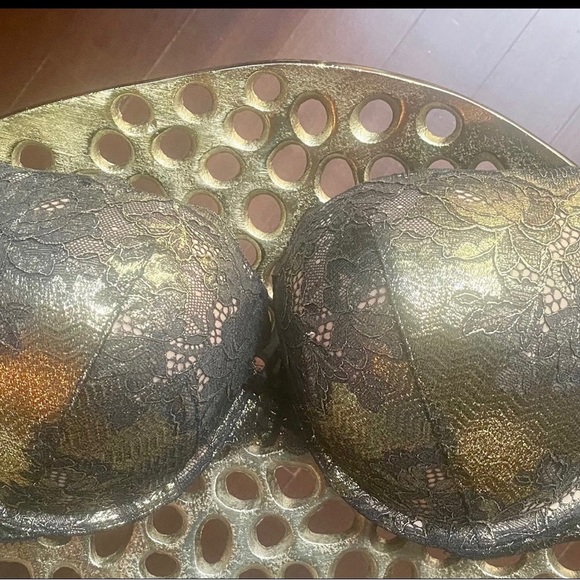 NWT Victoria Secret very sexy push up metallic foiled bra - Picture 6 of 11